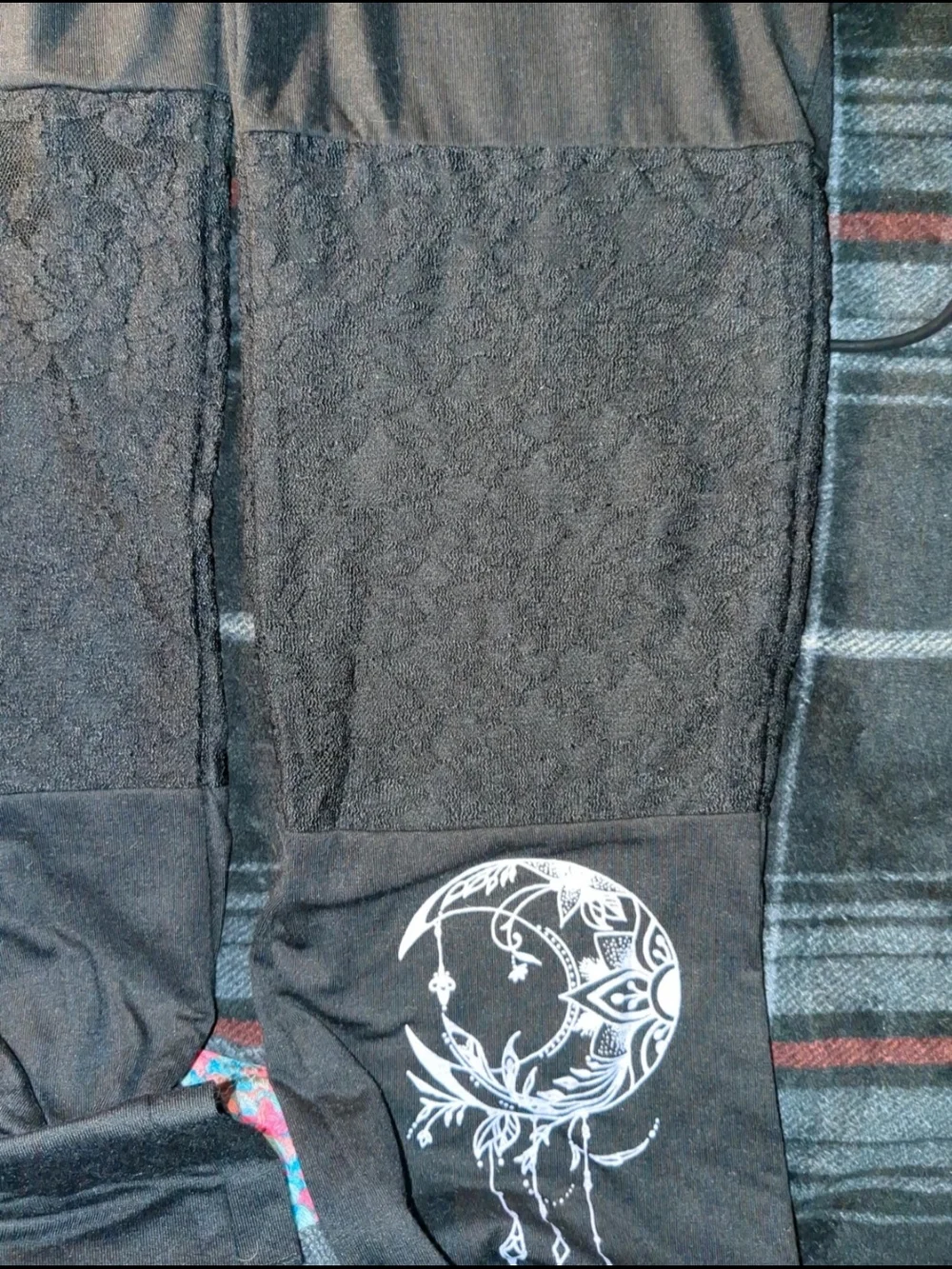 Black Leggings Sun/Moon/Lace Size Large - Picture 8 of 10